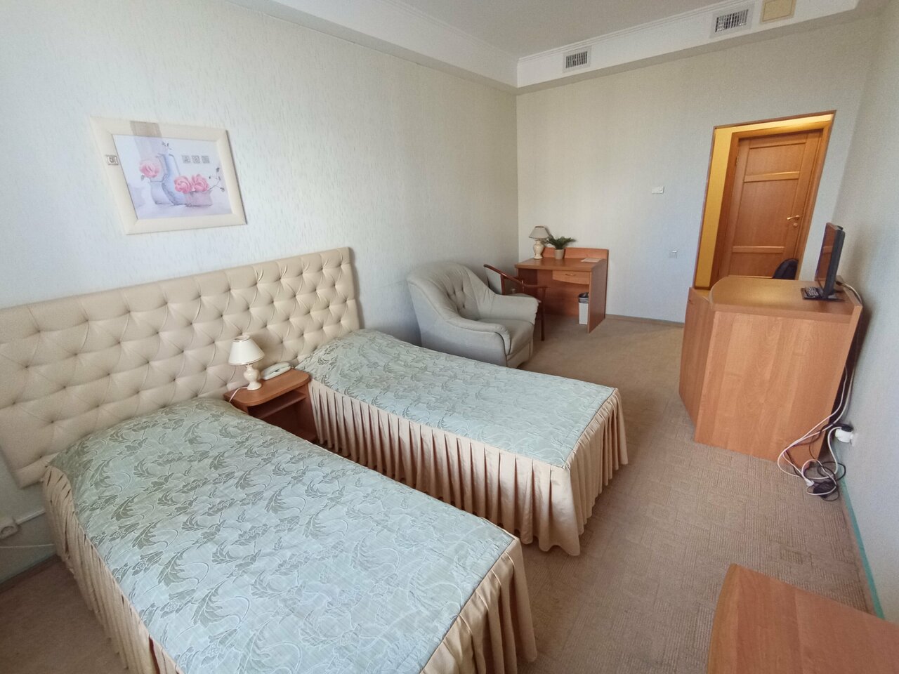 Гостиница ДежаВю Орёл-144