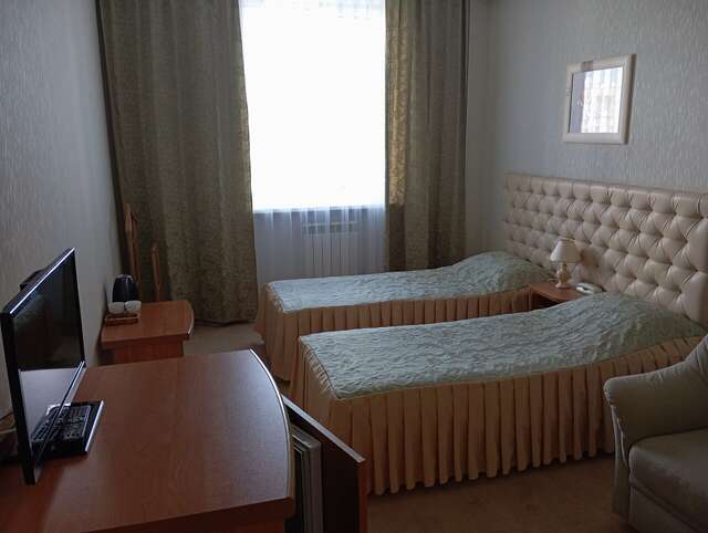 Гостиница ДежаВю Орёл-142